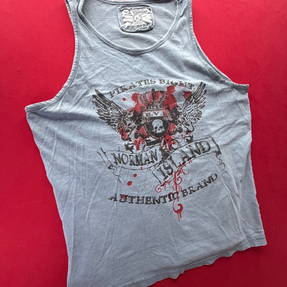 Vintage Y2K Pirates Bight Norman Island Graphic Tank Top Mens XL Blue Gray Skull